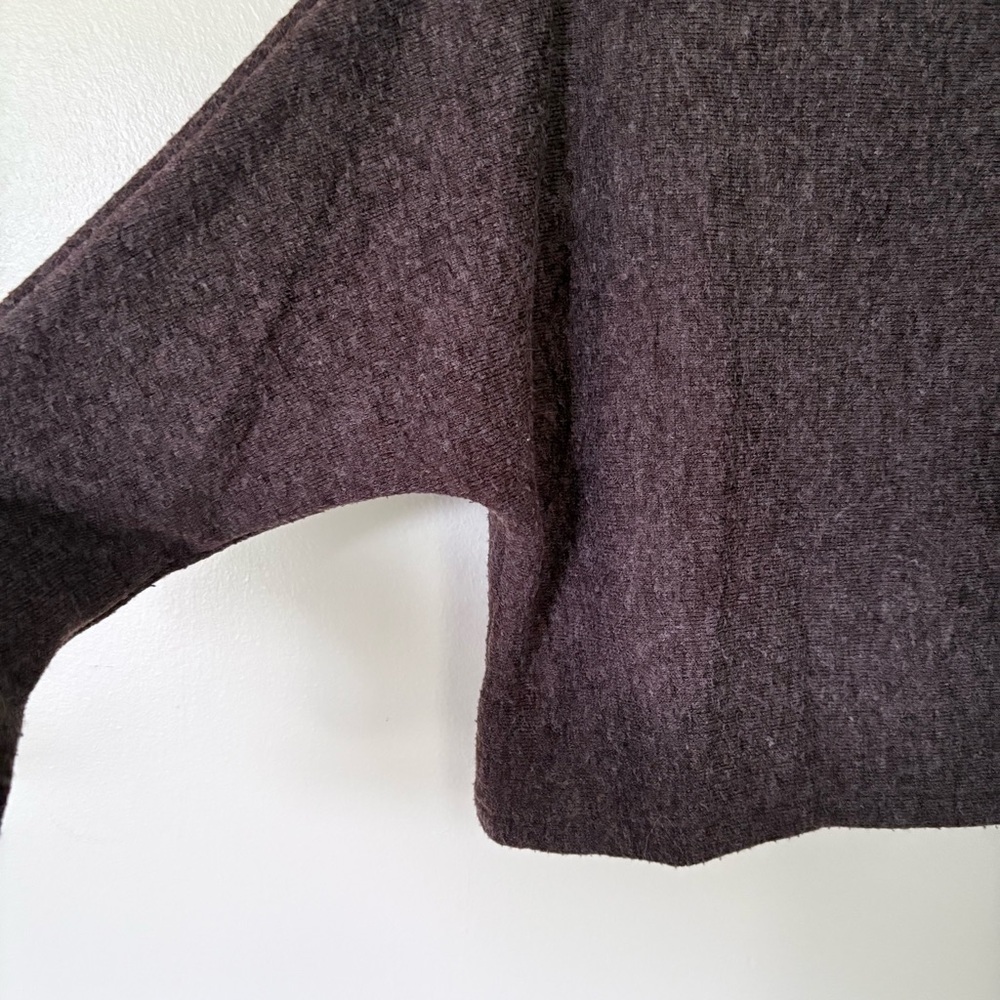 H&M Brown Batwing Fuzzy Sweater Size Small - Picture 6 of 10